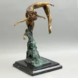 Julián Bravo, TRITÓN Y SIRENA, Bronce, patinado en tono verde y marrón; con base de mármol negro