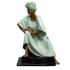 Victor Gutierrez, MUJER SENTADA, Bronce, patinado en color verde y oro; base de mármol negro (fracturada)