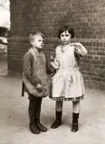 August Sander, Blinde Kinder’ (Blind children), Düren 1930, 1930, photograph