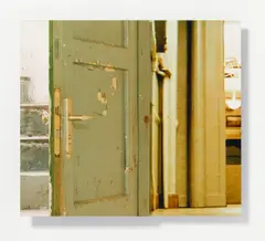 Martina Sauter, Kellertür, 2006, 2-teilige C-Print-Collage