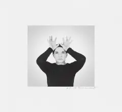 Marina Abramović, Hands as energy receivers, 2014, Pigmentdruck