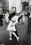 Alfred Eisenstaedt, V-J Day, Times Square, New York City
