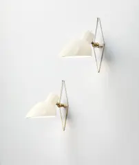 Gabriele Mucchi, Pair of "Lumi Mobili" adjustable wall lights, designed for "Alloggio QT8," from the VIII Triennale, Milan, 1947, Painted aluminum, brass