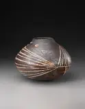 Hans Coper, Early and large globular pot with abstract design