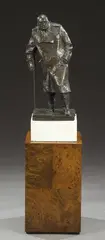 Ivor Robert-Jones, Winston Churchill, Bronze, mounted on plaster base, on a burled wood base