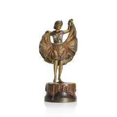 Franz Bergmann, Cold-painted bronze sculpture of a woman, c.1900