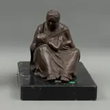 MATERNIDAD by Salvador Soto Tovar, Bronce, patinado en color marrón, base de mármol negro, sold Jul 2024