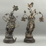 Campesinas Con Cabras*, PRINCIPIOS DEL SIGLO XX, Bronce, patinado en color marrón y oro, adaptadas a lámparas; bases de madera