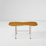 Gio Ponti, Rare occasional table with removable tray top, circa 1946, Burr birch-veneered wood, painted wood, painted steel, brass
