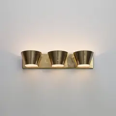 Paavo Tynell, Early wall light, 1940s, Brass, painted brass, acrylic
