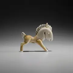 Napoleone Martinuzzi, 'Cavallino', model no. 2484, circa 1928, Lattimo glass with gold leaf inclusions