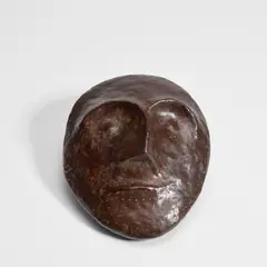 William Turnbull, Mask I, 1979, bronze, on wooden base