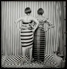 Malick Sidibé, Vues de Dos, 1999, Gelatin silver print, printed 2009