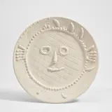 Pablo Picasso, Visage aux mains (Face with Hands) (A.R. 321), 1956, White earthenware round dish