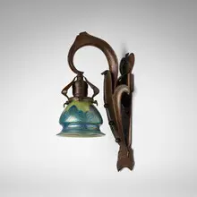 Loetz, Phänomen shade (Gre 2/187), c. 1902, hand-blown glass, patinated and hand-wrought copper