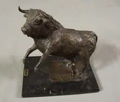 R. Juárez, Rearing Bull, Bronze with dark brown patina on a black marble base - Height: 12 1/2 in