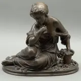 Campesina Con Ave, FRANCIA, CA, 1900, Bronce, patinado en color marrón