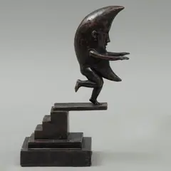 Sergio Bustamante, LUNA EN TRAMPOLÍN, Bronce, patinado en color marrón
