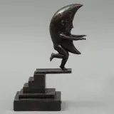Sergio Bustamante, LUNA EN TRAMPOLÍN, Bronce, patinado en color marrón