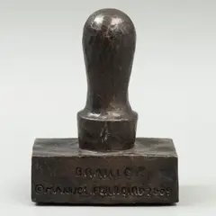 Manuel Ferreiro, BRAILLE, 2009, Bronce, patinado en color marrón