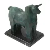 Heriberto Juárez, TORO, Bronce, patinado en color verde; base de mármol negro