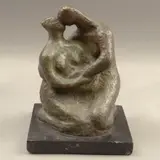 Dina Frumin, PAREJA, 1948, Bronce, patinada en color verde; base de mármol negro (lascaduras)