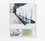 Auktion 404, Los 581 by Christo, 1977, Collage (Farblithografie, Stoff, Bindfaden, Farbe, Fotografie und Straßenkarte) auf Rives Bütten auf Karton aufgezogen, sold Dec 2017