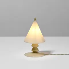 Napoleone Martinuzzi, Rare table lamp, model no. 9010, circa 1930, Incamiciato glass, coloured glass, brass