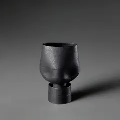 Hans Coper, Cup with four indents on cylindrical foot, circa 1974, Stoneware, black glaze over a textured and incised body