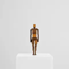 Antony Gormley, Meme CXX, 2010, cast iron