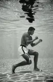 Flip Schulke, Ali Underwater