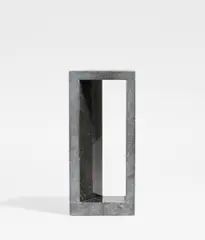 Christian Megert, Ohne Titel (Maastricht), 1986, Granit.