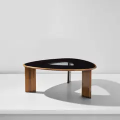'Mesa Triangular' dining table by Joaquim Tenreiro, circa 1960, Gonçalo Alves, painted wood, partially reverse-painted glass, sold May 2024