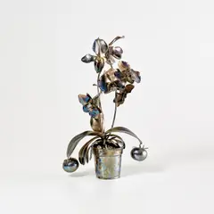 Marc Quinn, Untitled, 2008, bronze with heat-treated chrome patina