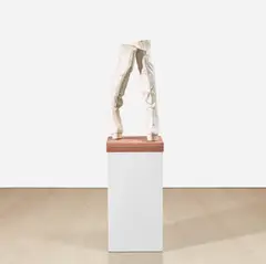 Sarah Lucas, Jubilee, 2013, plaster, steel rods, concrete slabs and MDF plinth