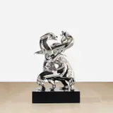 Masoud Akhavanjam, Conflictus III, 2020, cast mirror polished stainless steel and carbon steel base