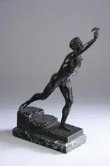 Max Kruse, Nenikhkamen, Bronze, with dark brown patina, on green mottled marble base