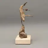 Octavio Gonzalez Gutierrez, BALLENA VALLARTA*, Bronce, pátina jaspeada; base de piedra