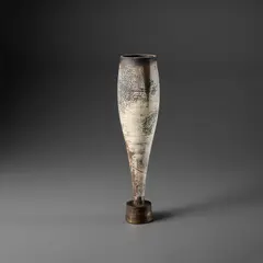 Hans Coper, Early single 'Tripot' on base, circa 1960, Stoneware, layered porcelain slips and engobes over a textured and incised body, the lip and interior with a manganese glaze