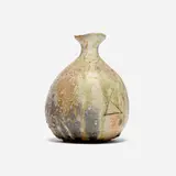 Shirō  Tsujimura, Iga Tokkuri (sake flask), 2021, ash-glazed stoneware