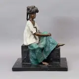 Ricardo Ponzanelli, MUJER TEHUANA, Bronce, patinado en color verde y blanco, base de mármol negro