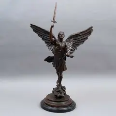 SIGLO XX by San Miguel Arcángel, Bronce, patinado en color marrón; base de mármol negro, offered Apr 2023