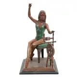 Víctor Manuel Villarreal, HILANDERA, 1989, Bronce, patinado en color verde y marrón, base de mármol negro