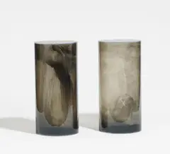 Erich Reusch, Auktion 422, Los 842, 2014, Hochmikronisiertes Pigment in zwei Plexiglaszylindern