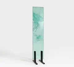 Auktion 422, Los 770 by Adolf Luther, 1981-82, Sieben laminierte Glasscheiben, partiell gesprungen, auf Metallgestell, sold Dec 2018