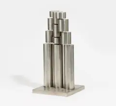 Günter Tollmann, Auktion 422, Los 897, Edelstahl (3 bewegliche Elemente, 1 statisches Element)