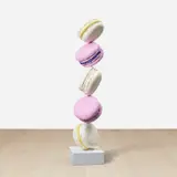 Roberto Bernardi, CLIMBERS II-05, 2022, resin pigments on marble base