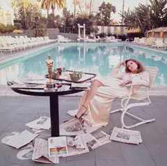 Terry O'Neill, Faye Dunaway, Hollywood, 1977, Chromogenic print, mounted, printed later