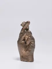 Douglas Gordon, Hand, 2013, bronze
