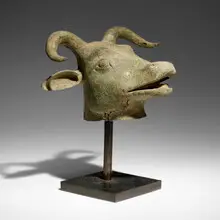Indonesian, Banteng cow head, bronze or copper alloy